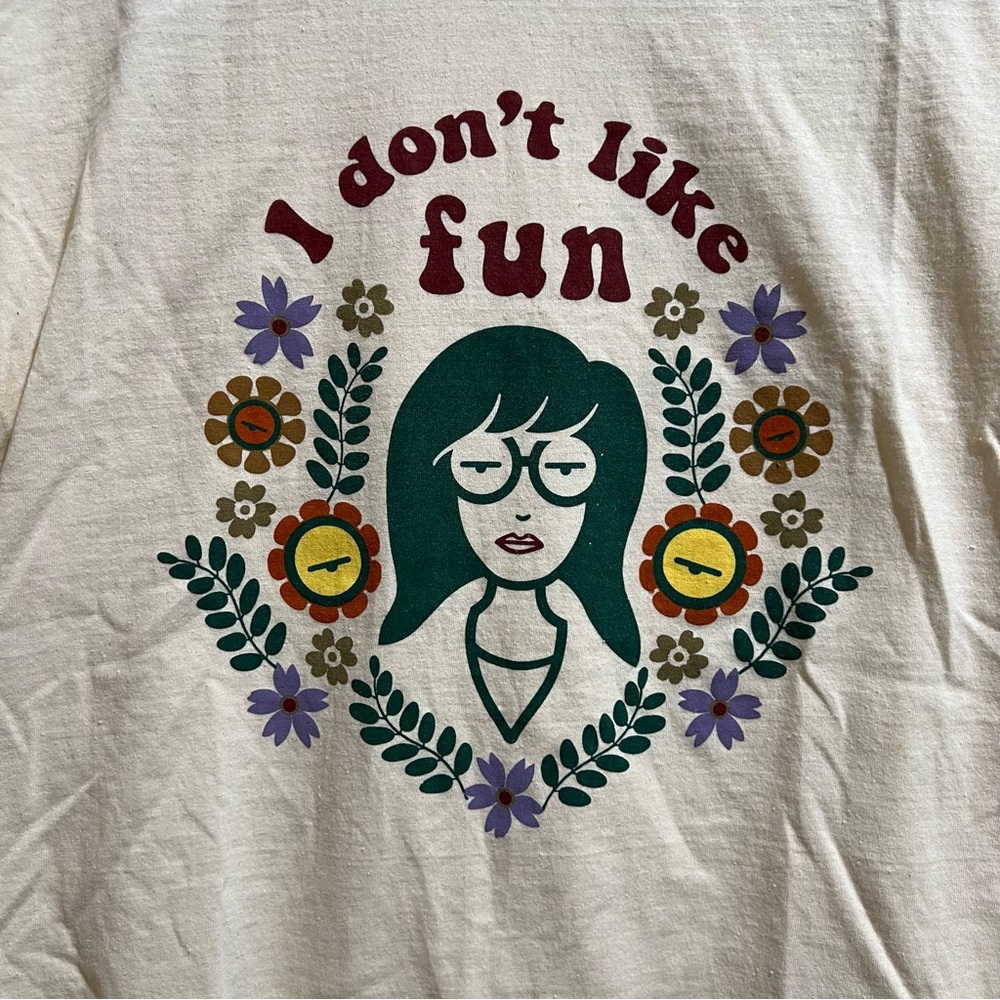 Daria Graphic Tshirt - Picture 2 of 4